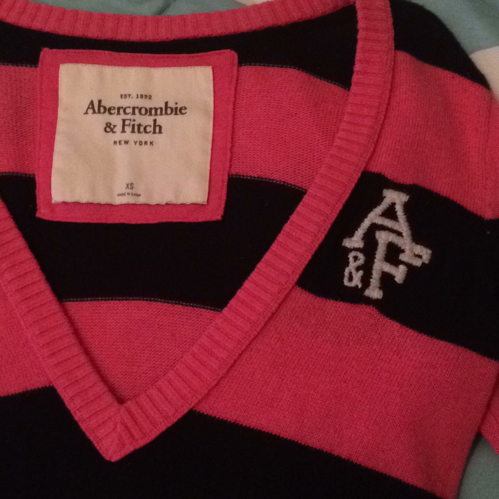 A&F sweater - Picture 2 of 2